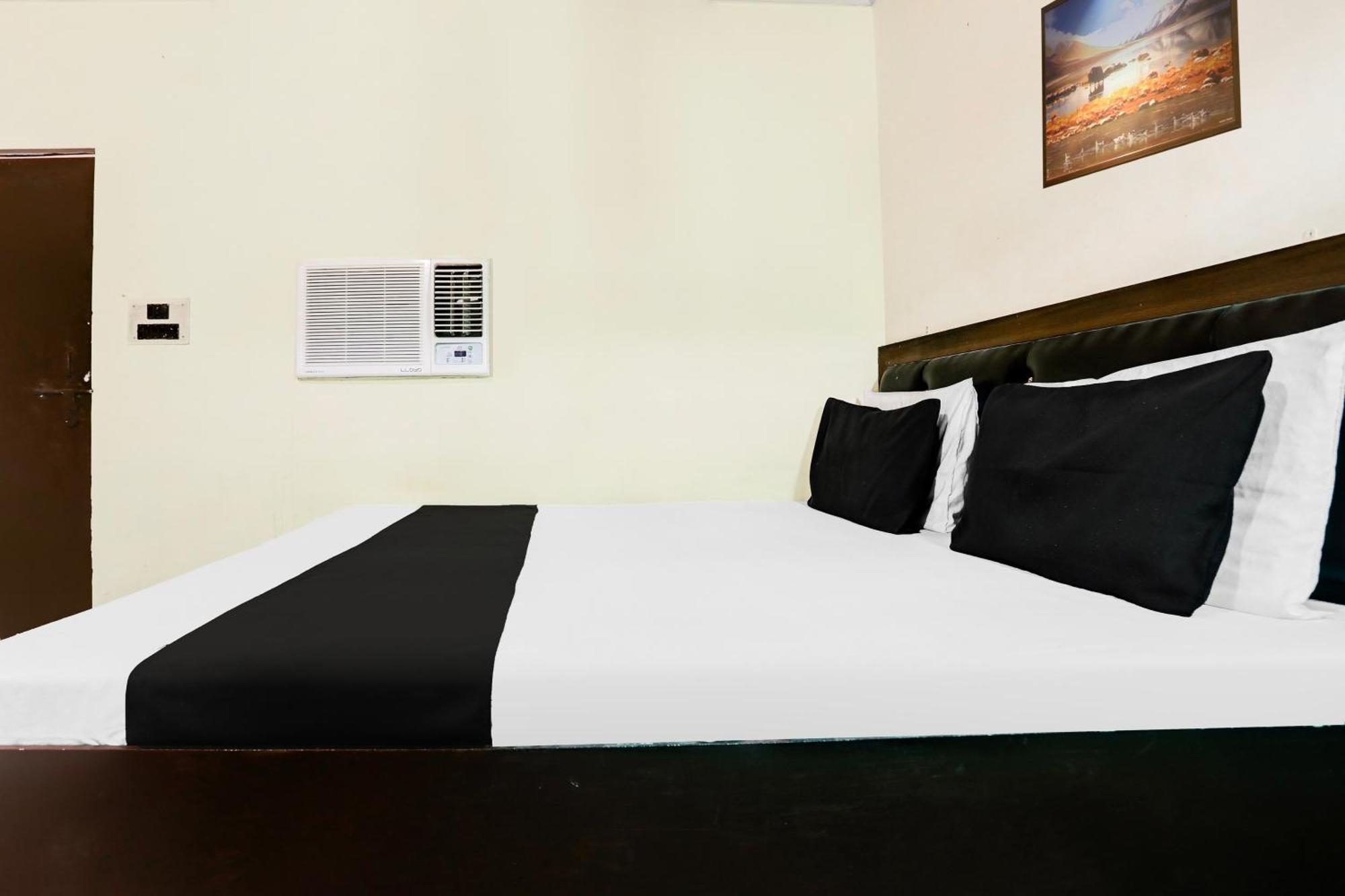 Hotel O Royal Classic Alīgarh エクステリア 写真
